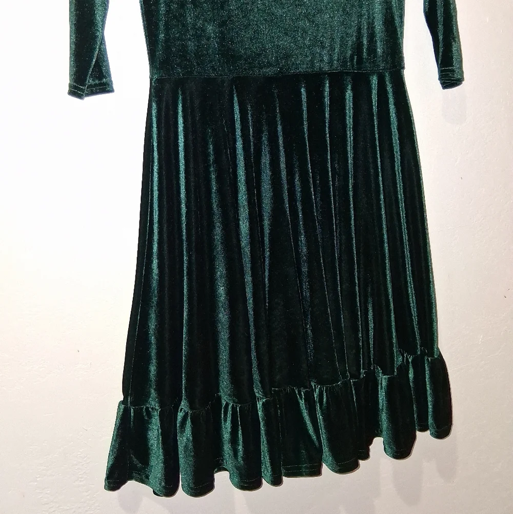 IVY CITY CO Cleopatra Emerald Velvet Dress - Picture 6 of 9